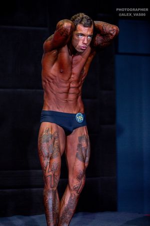 CLASSIC PHYSIQUE-НОВИЧКИ